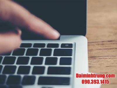 laptop bị tắt đột ngột