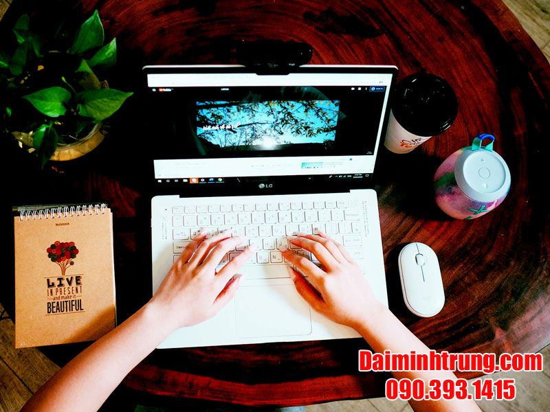 hien tuong laptop bi giat man hinh la gi